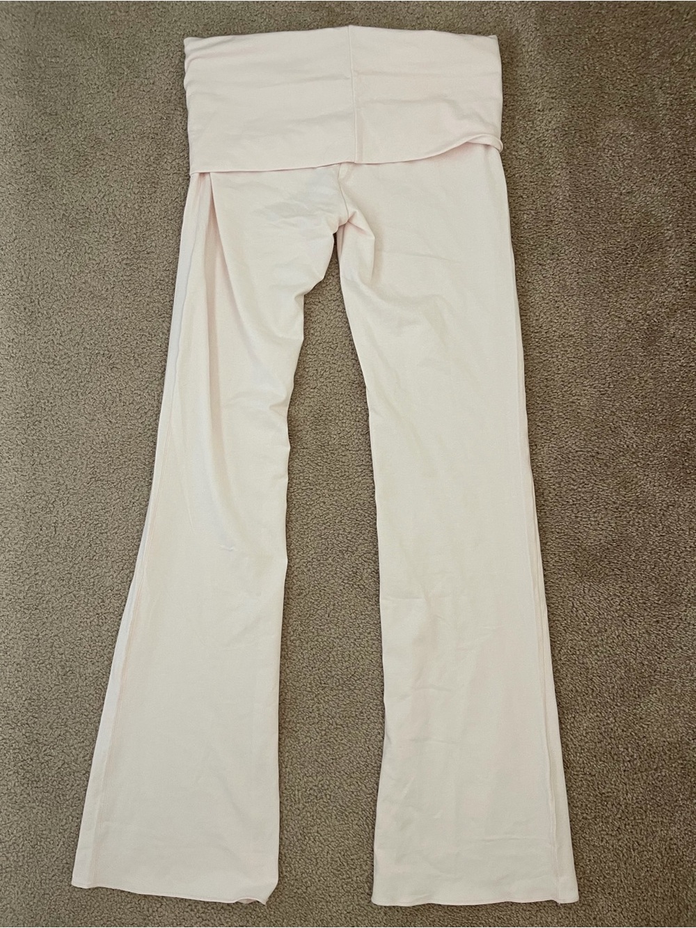 SKIMS Pale Pink Fold Over Pants. - Picture 5 of 7
